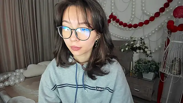 Snapshot of AgnieszkaBanana chatting on April 24, 2026, 4:03 am AgnieszkaBanana online show from April 24, 2026, 4:03 am
