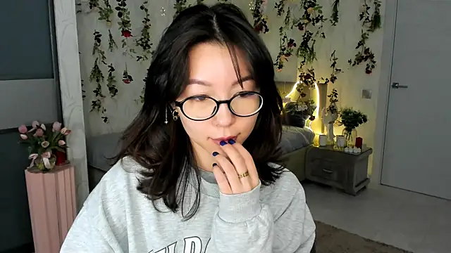 Snapshot of AgnieszkaBanana chatting on April 27, 2026, 10:13 am AgnieszkaBanana online show from April 27, 2026, 10:13 am