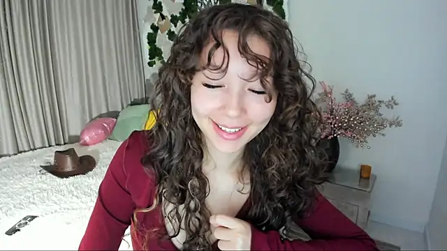 AgnieszkaBanana online show from March 18, 2025, 7:12 am