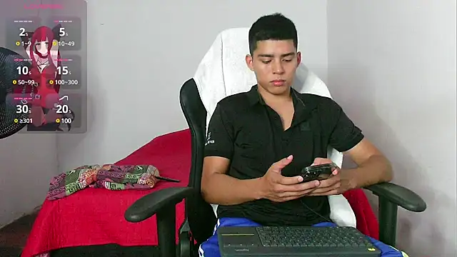 Snapshot of cutes_baby chatting on December 5, 2024, 4:04 am cutes baby online show from December 5, 2024, 4:04 am