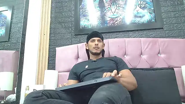 Snapshot of Chris_Dick23 chatting on January 16, 2026, 4:27 am Chris Dick23 online show from January 16, 2026, 4:27 am