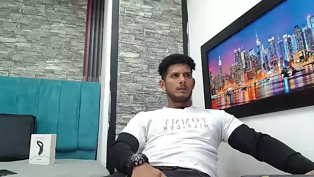 Snapshot of Chris_Dick23 chatting on January 11, 2026, 5:14 am Chris Dick23 online show from January 11, 2026, 5:14 am