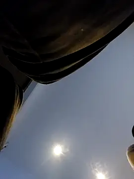 rickxxl32 online show from February 6, 2025, 8:23 pm