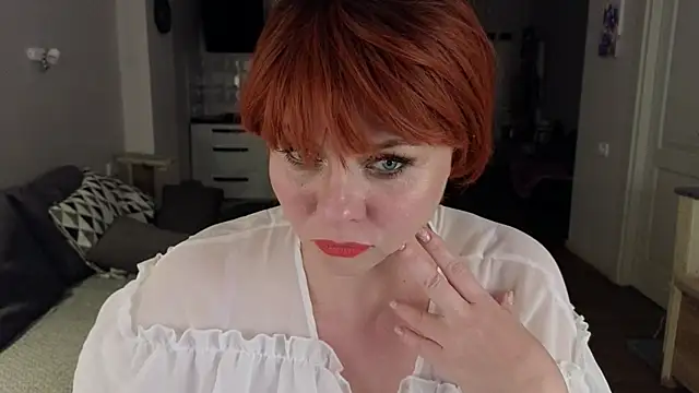 Snapshot of Gray_swann chatting on October 4, 2025, 5:36 pm Gray swann online show from October 4, 2025, 5:36 pm