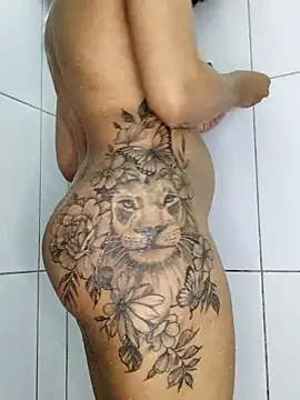 Su Duarte 1 online show from October 4, 2025, 2:35 am