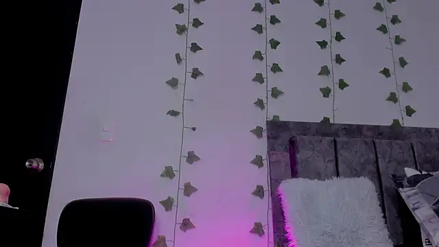 Snapshot of Miaa_Garcia chatting on June 11, 2026, 10:40 pm Miaa Garcia online show from June 11, 2026, 10:40 pm