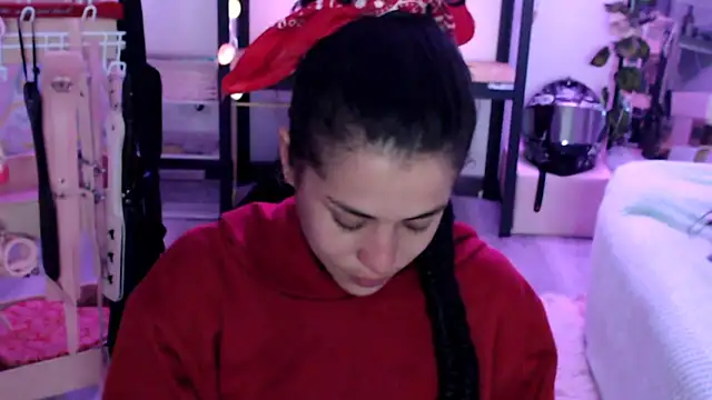 Hellen dumont online show from April 12, 2026, 2:48 am