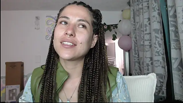 Snapshot of Hellen_dumont chatting on April 28, 2026, 1:15 am Hellen dumont online show from April 28, 2026, 1:15 am