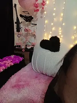 Snapshot of Hellen_dumont chatting on November 5, 2025, 2:25 am Hellen dumont online show from November 5, 2025, 2:25 am