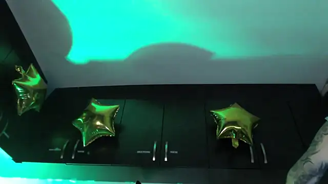 Snapshot of Hellen_dumont chatting on September 13, 2025, 2:33 am Hellen dumont online show from September 13, 2025, 2:33 am