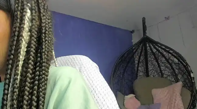 Snapshot of Hellen_dumont chatting on March 15, 2025, 2:14 am Hellen dumont online show from March 15, 2025, 2:14 am