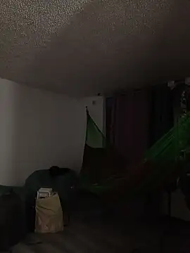 Snapshot of Hellen_dumont chatting on October 29, 2025, 11:03 pm Hellen dumont online show from October 29, 2025, 11:03 pm