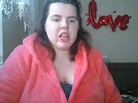 so shy online show from March 16, 2025, 3:39 pm