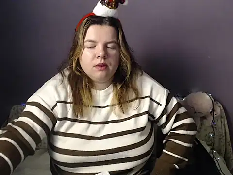 so shy online show from December 21, 2025, 7:21 am