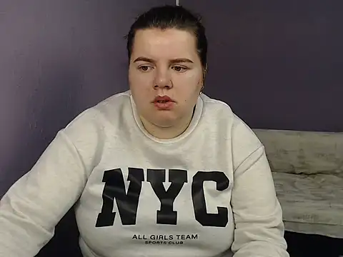 so shy online show from September 21, 2025, 6:18 am