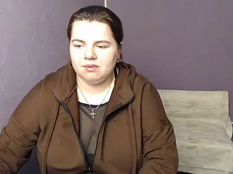 so shy online show from September 12, 2025, 6:13 am