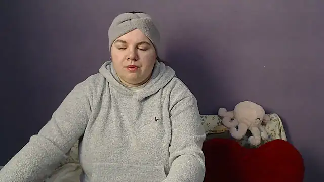 so shy online show from February 16, 2026, 7:40 am