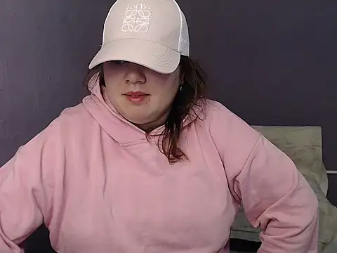 so shy online show from September 14, 2025, 6:14 am