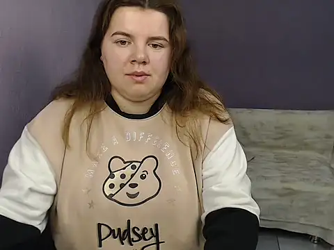 so shy online show from September 20, 2025, 6:29 am