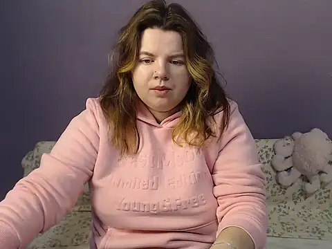 so shy online show from December 3, 2025, 7:30 am