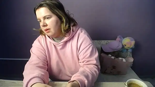 Snapshot of so_shy chatting on May 14, 2026, 6:43 am so shy online show from May 14, 2026, 6:43 am