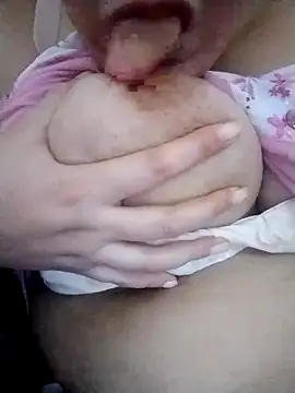 carmelasexy online show from October 13, 2025, 9:49 pm