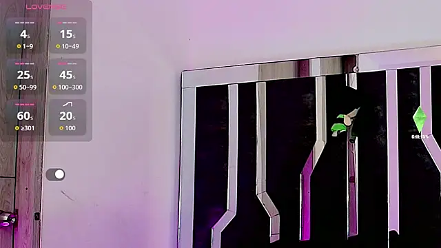 Snapshot of honey_skin chatting on September 10, 2025, 7:51 am honey skin online show from September 10, 2025, 7:51 am