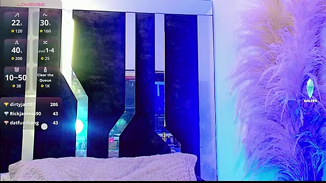 Snapshot of honey_skin chatting on February 3, 2026, 2:53 am honey skin online show from February 3, 2026, 2:53 am