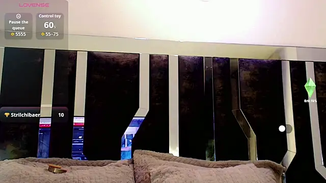 Snapshot of honey_skin chatting on December 20, 2025, 7:33 am honey skin online show from December 20, 2025, 7:33 am