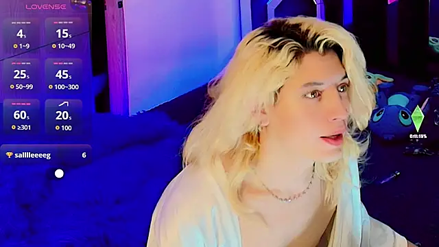 Snapshot of honey_skin chatting on October 2, 2025, 5:27 pm honey skin online show from October 2, 2025, 5:27 pm