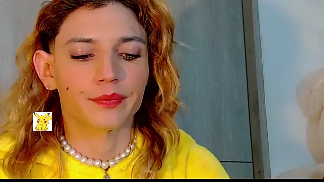 Snapshot of honey_skin chatting on March 7, 2025, 4:46 am honey skin online show from March 7, 2025, 4:46 am