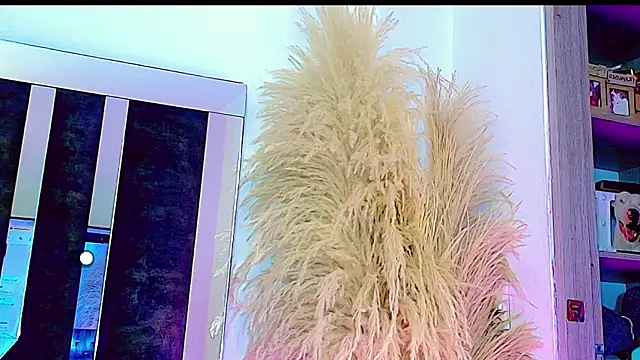 honey skin online show from March 5, 2026, 4:25 pm