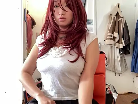 Snapshot of xxxYUKARIxxx chatting on April 21, 2026, 1:07 pm xxxYUKARIxxx online show from April 21, 2026, 1:07 pm