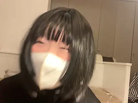 Snapshot of xxxYUKARIxxx chatting on February 3, 2025, 8:24 am xxxYUKARIxxx online show from February 3, 2025, 8:24 am