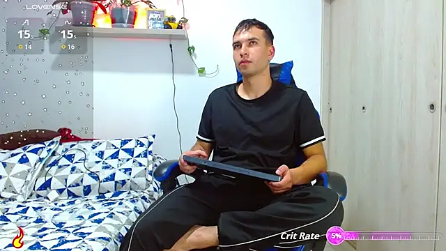 Snapshot of dorian_h_ chatting on November 5, 2025, 9:40 pm dorian h online show from November 5, 2025, 9:40 pm