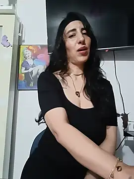 Snapshot of christine-x chatting on June 4, 2026, 11:53 pm christine-x online show from June 4, 2026, 11:53 pm