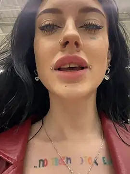 Snapshot of Melissa_crazy chatting on February 3, 2025, 3:17 pm Melissa crazy online show from February 3, 2025, 3:17 pm