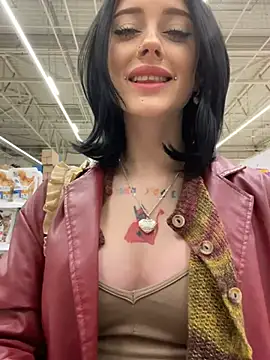 Snapshot of Melissa_crazy chatting on January 24, 2025, 3:24 pm Melissa crazy online show from January 24, 2025, 3:24 pm