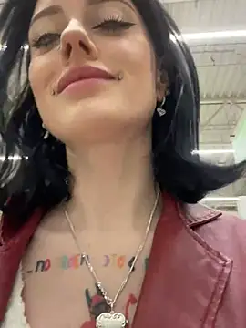 Snapshot of Melissa_crazy chatting on January 25, 2025, 3:09 pm Melissa crazy online show from January 25, 2025, 3:09 pm