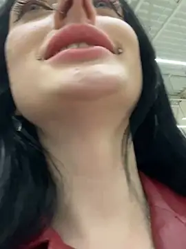 Snapshot of Melissa_crazy chatting on January 22, 2025, 6:31 pm Melissa crazy online show from January 22, 2025, 6:31 pm