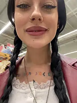 Snapshot of Melissa_crazy chatting on March 22, 2025, 3:09 pm Melissa crazy online show from March 22, 2025, 3:09 pm