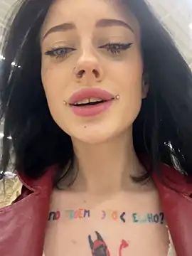 Snapshot of Melissa_crazy chatting on January 11, 2025, 3:42 pm Melissa crazy online show from January 11, 2025, 3:42 pm