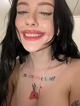 Snapshot of Melissa_crazy chatting on February 3, 2025, 6:17 pm Melissa crazy online show from February 3, 2025, 6:17 pm