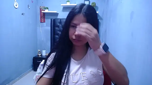 Letty Plugxo online show from March 30, 2026, 1:45 pm