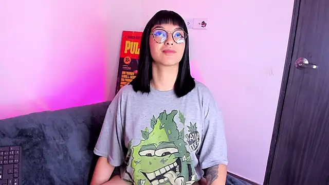 Collin Sam online show from December 5, 2025, 2:21 am