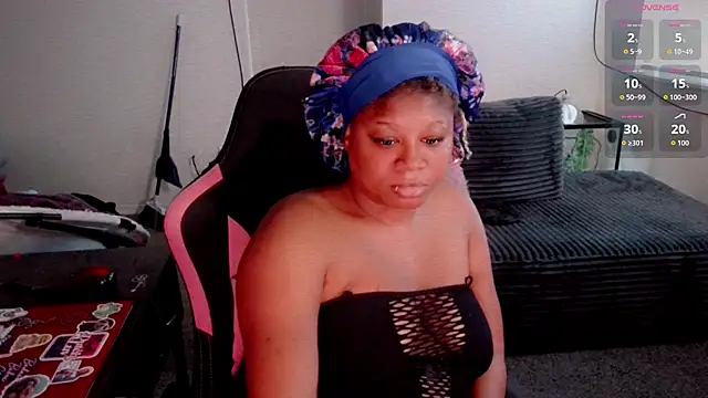 lexilove8 online show from October 29, 2025, 11:47 pm