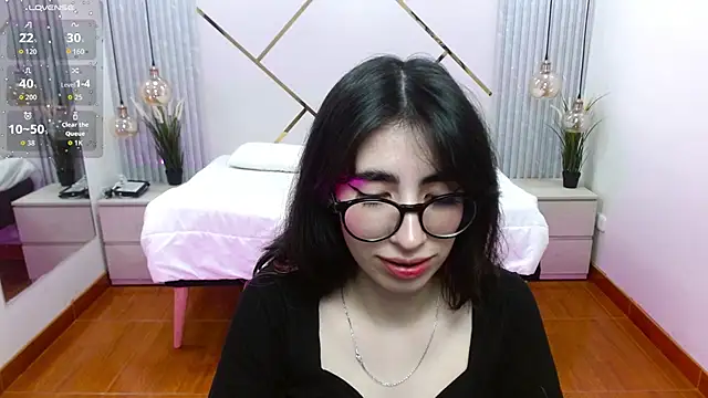 Snapshot of LenaRoses chatting on September 10, 2025, 9:03 pm LenaRoses online show from September 10, 2025, 9:03 pm
