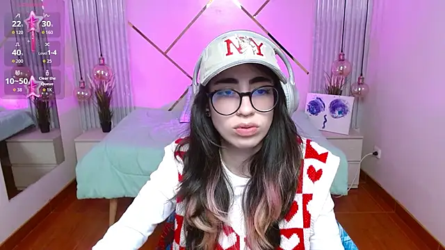 Snapshot of LenaRoses chatting on January 14, 2026, 7:50 pm LenaRoses online show from January 14, 2026, 7:50 pm