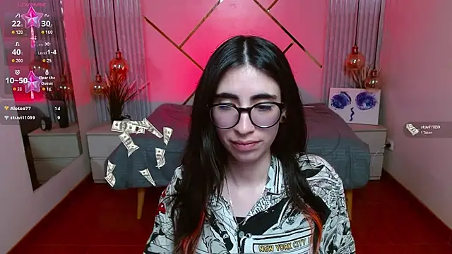 Snapshot of LenaRoses chatting on April 30, 2026, 8:05 pm LenaRoses online show from April 30, 2026, 8:05 pm