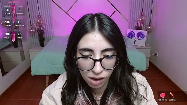 Snapshot of LenaRoses chatting on January 15, 2026, 8:45 pm LenaRoses online show from January 15, 2026, 8:45 pm